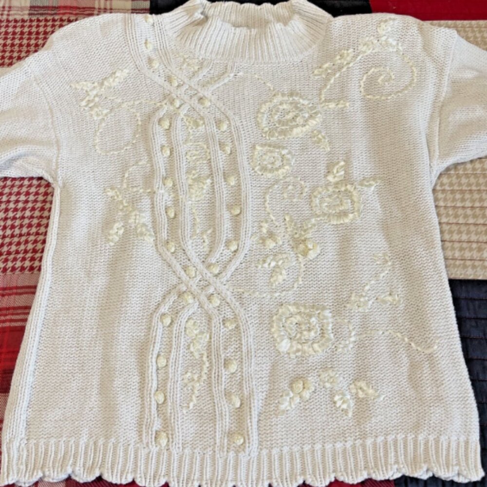 Vintage 80s White Women's Sweater Chunky Size M Granny Cottage